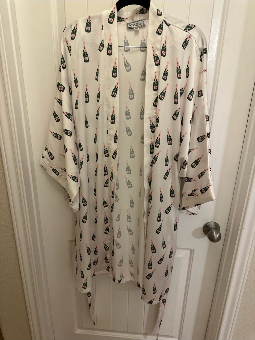 Toss Designs Champagne Print Robe - Picture 6 of 6